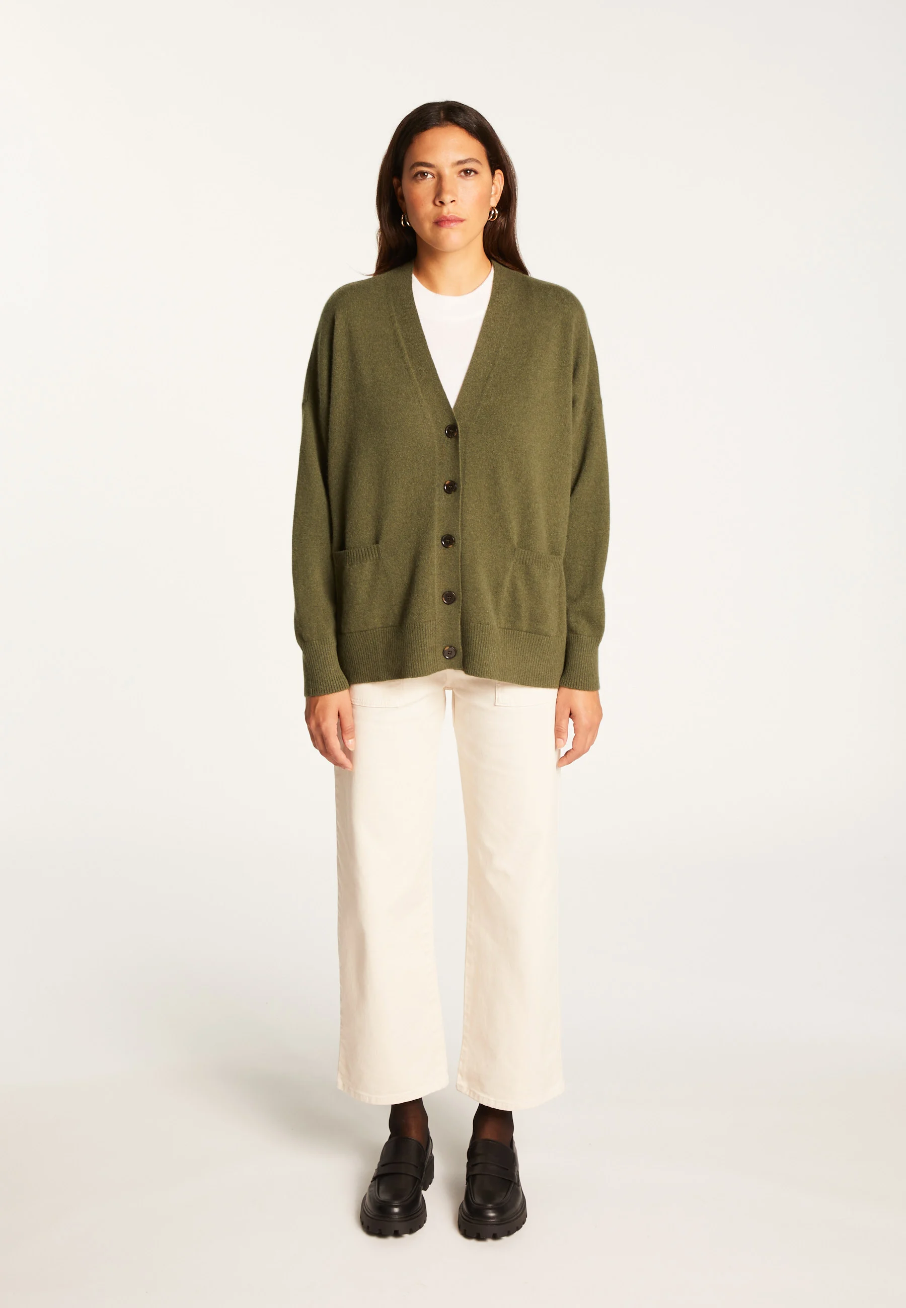 ARIEL - Gilet boutonné en cachemire | Kaki