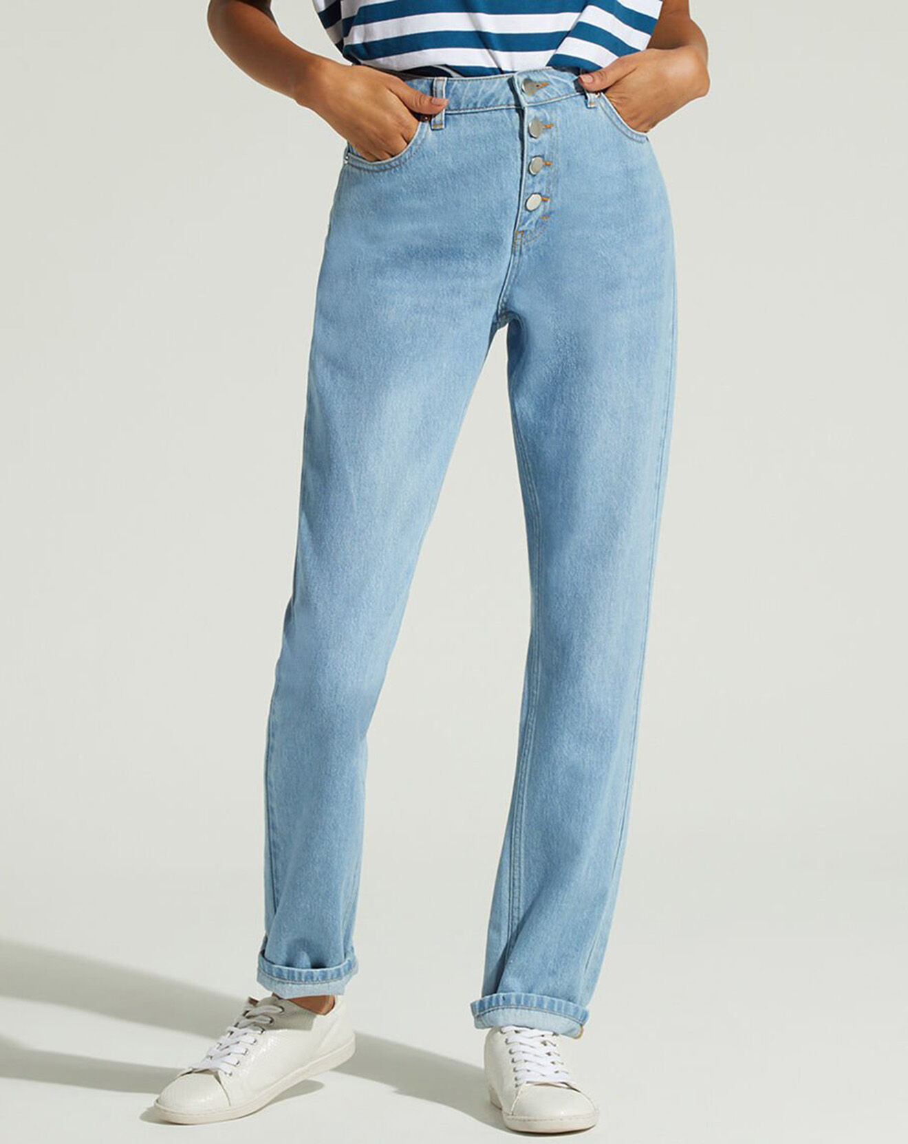 Galeries Lafayette Jean en Coton Bio Capri boutons bleu clair