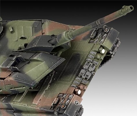 Revell - Leopard 2 A6 Tank Byggesæt - 1:35 - 03281