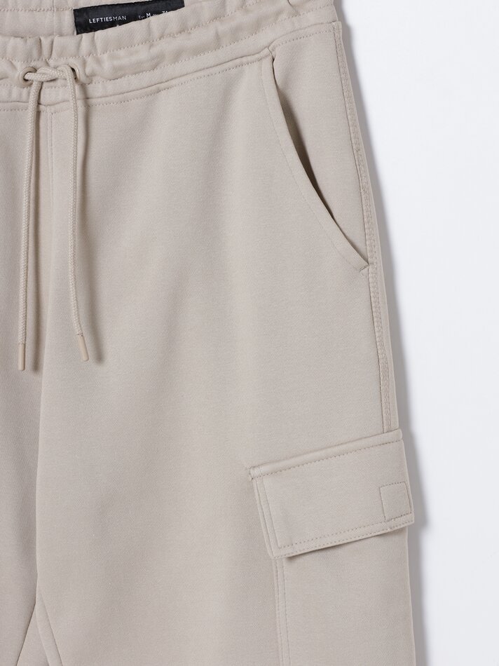Calça jogger cargo - Bege