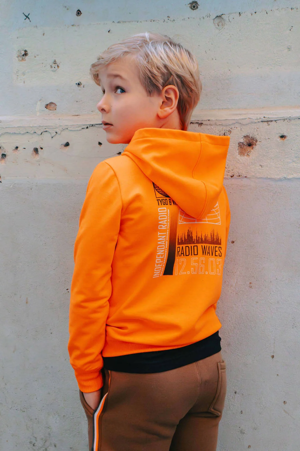 TYGO & vito hoodie oranje