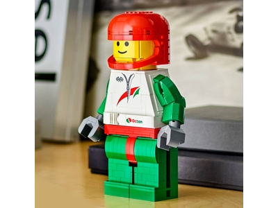 LEGO Grote minifiguur van een coureur (40819)