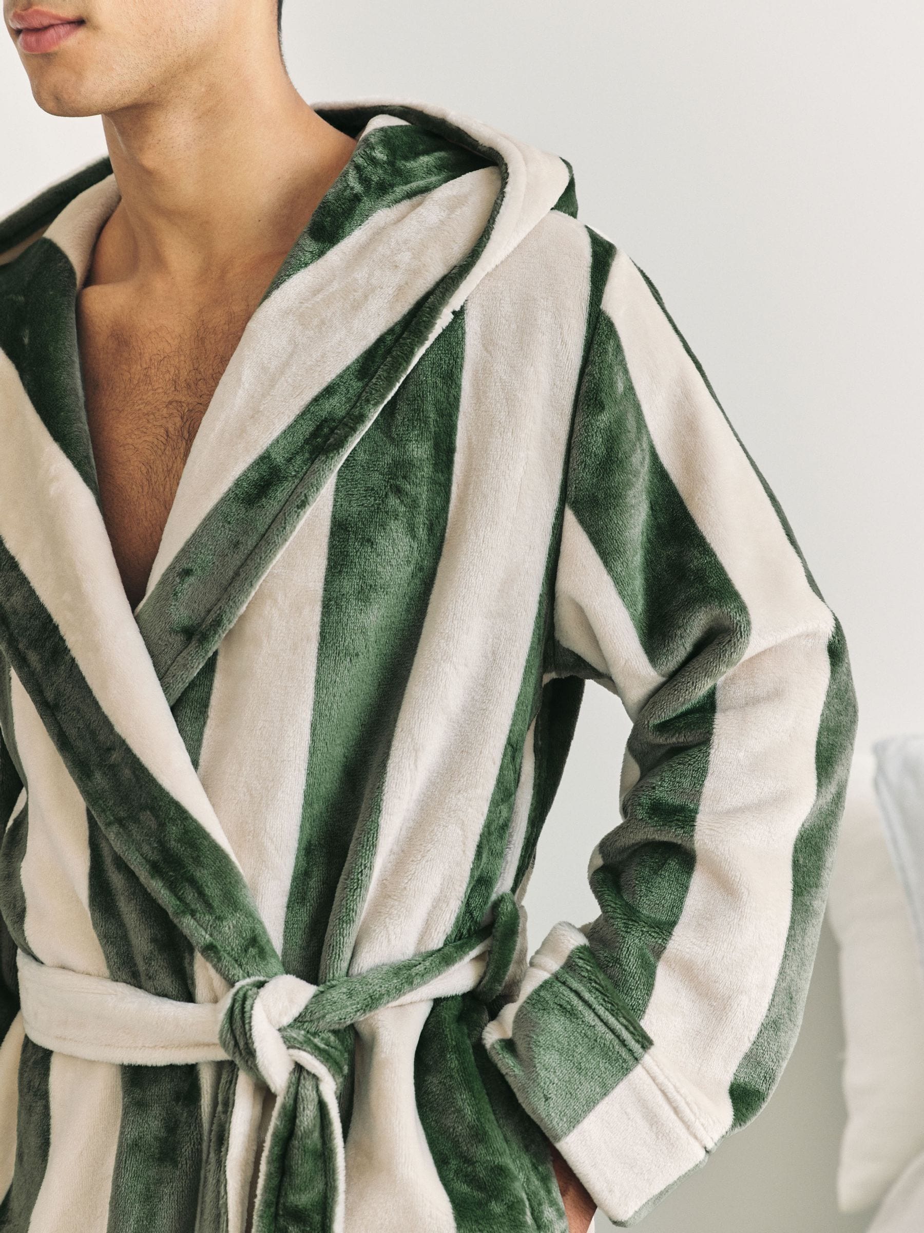 Chelsea Peers Fleece Stripe Hooded Dressing Gown