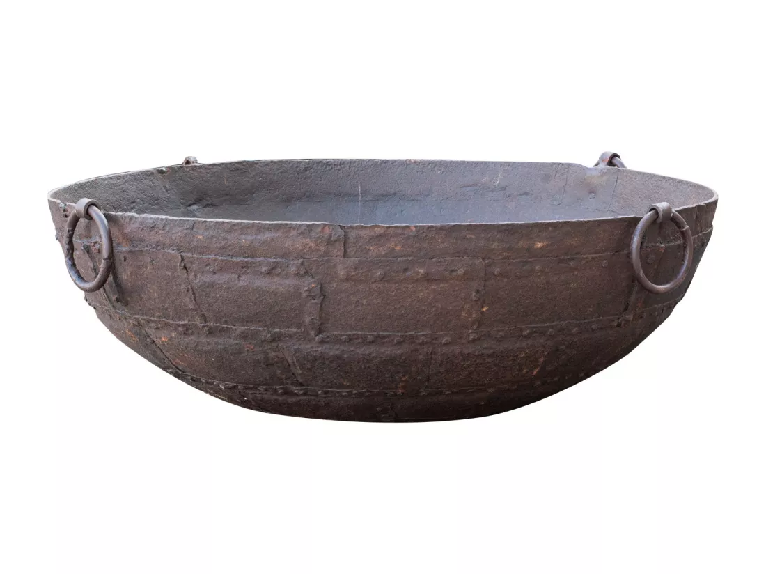 BISCOTTINI Brasero - Fer Forgé Finition Antique - Foyer Extérieur en Métal - Brasero - Coupe à Feu d'Extérieur - Décoratif - Jardin - Coupe en Fer Vintage - 124x124x40cm
