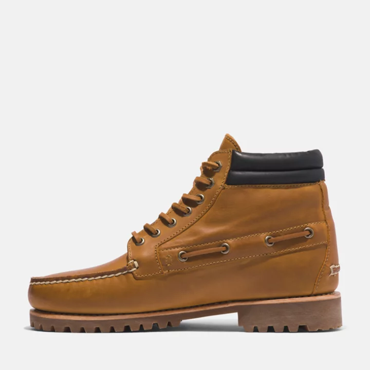 Bota Timberland Authentic Chukka de 7 ilhós para homem, na cor amarela.