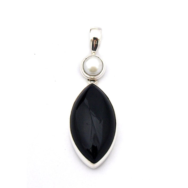 Pendentif agate noire  et nacre
