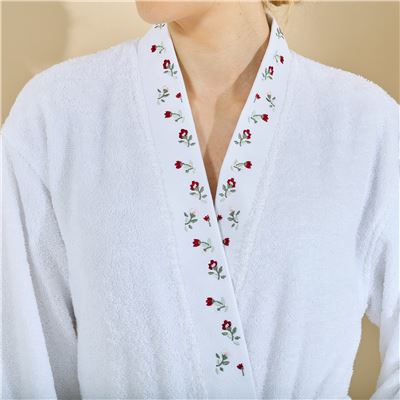 Peignoir brodé fleurs - 400 g/m²