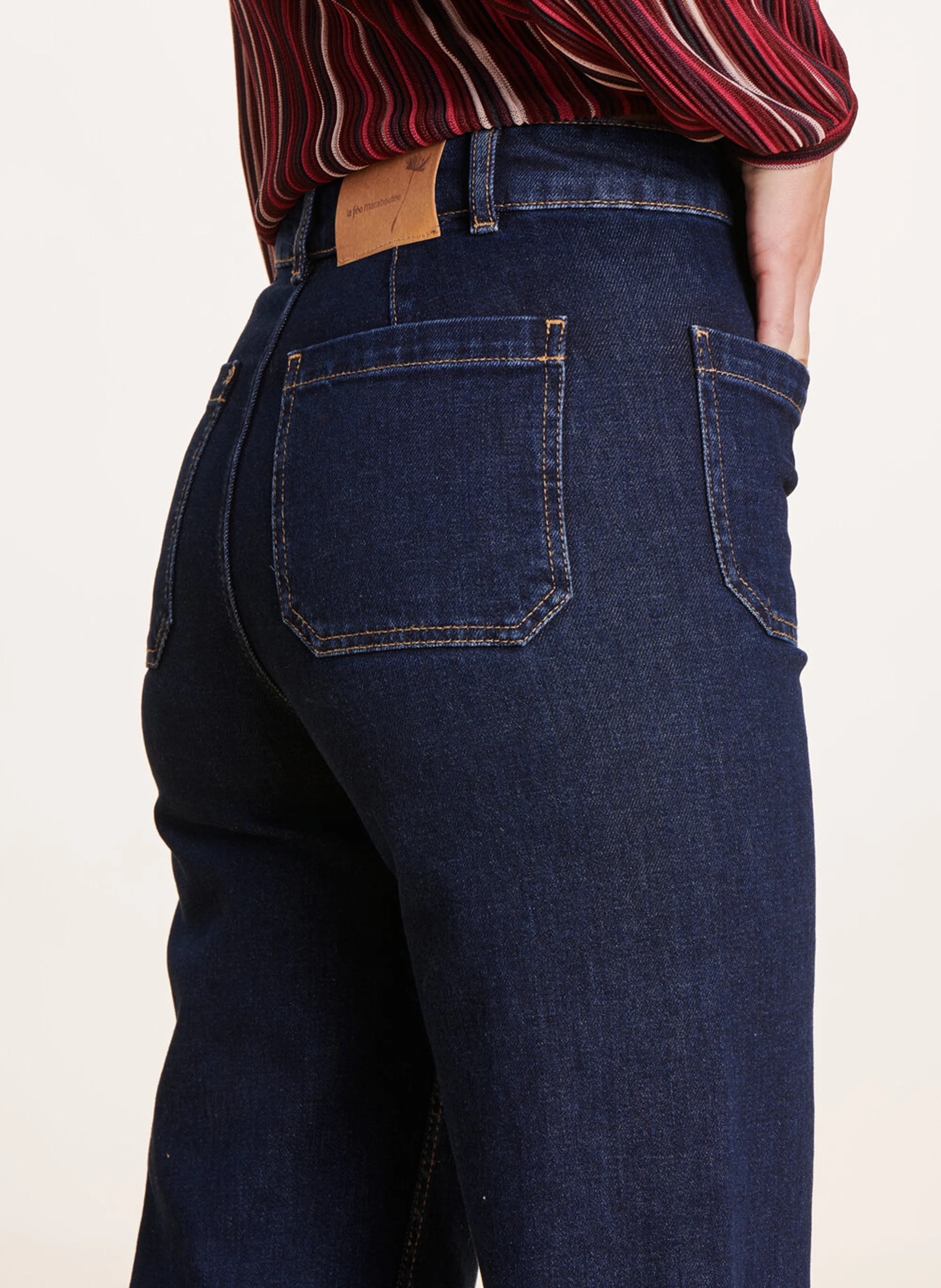 Jean droit taille haute en coton biologique mélangé | Bleu