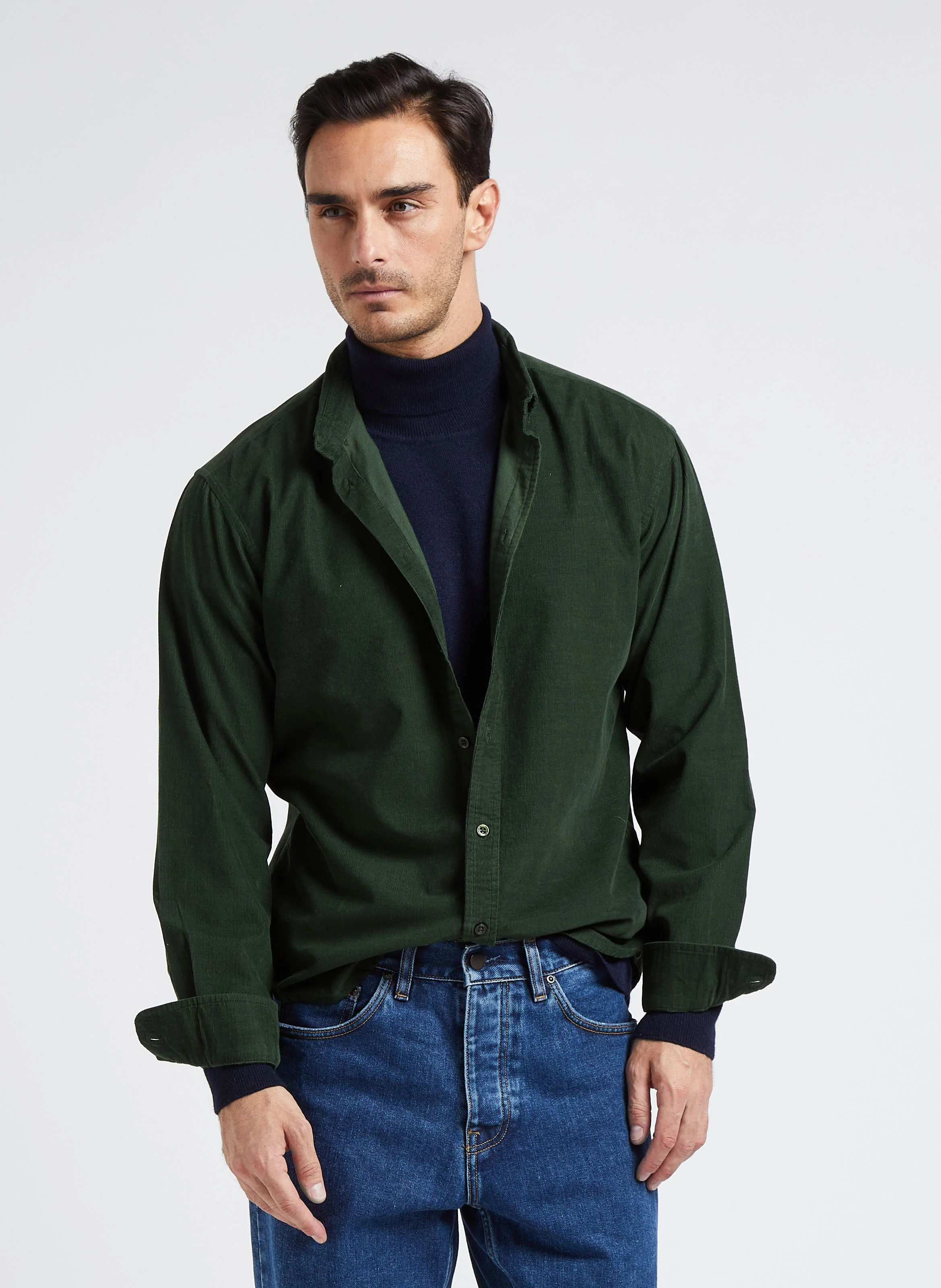ANT - Chemise à col classique droite en velours côtelé | Vert