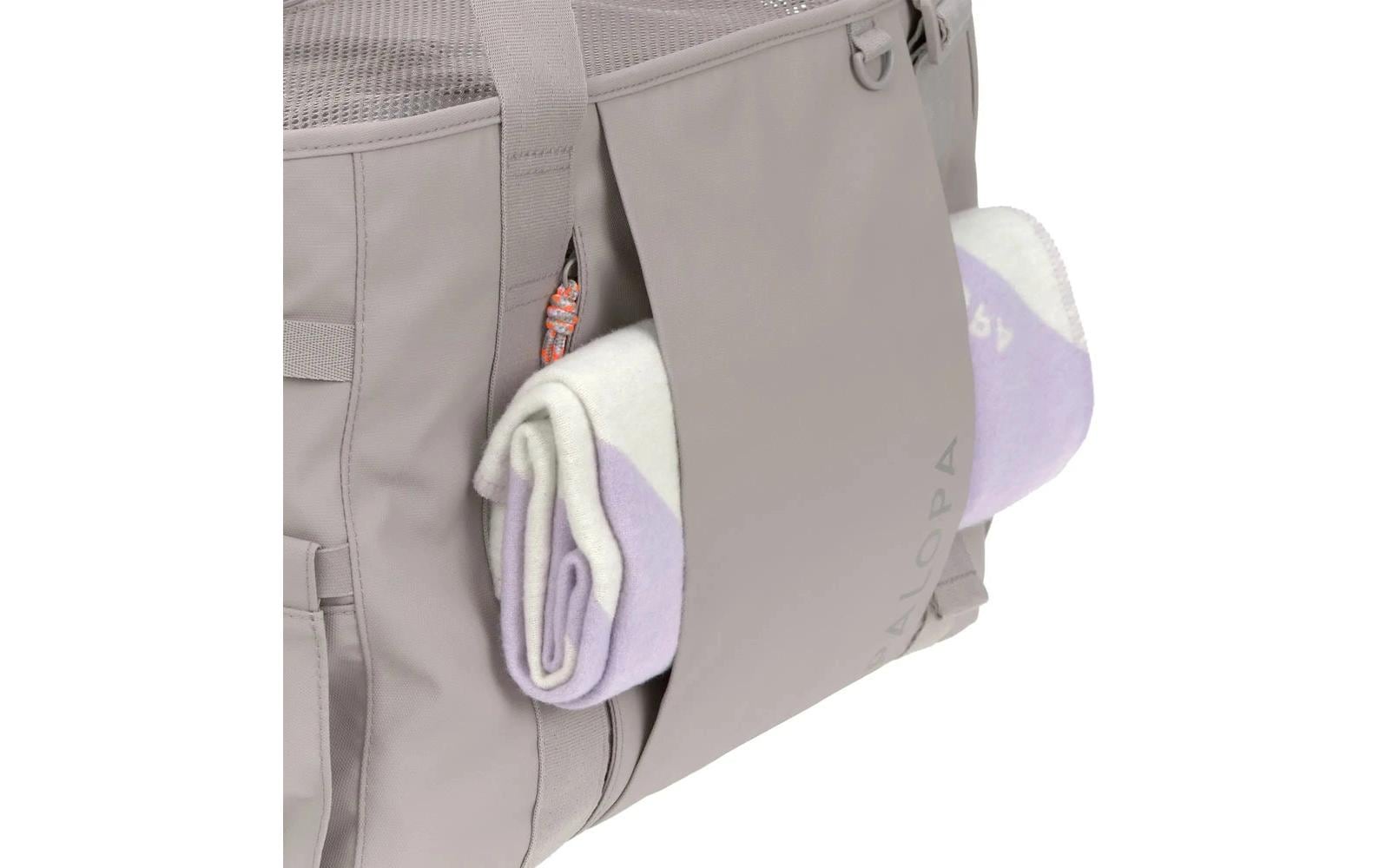 Hundetragetasche Weda Taupe<br>Nachhaltige Hundetasche und Matte in einem