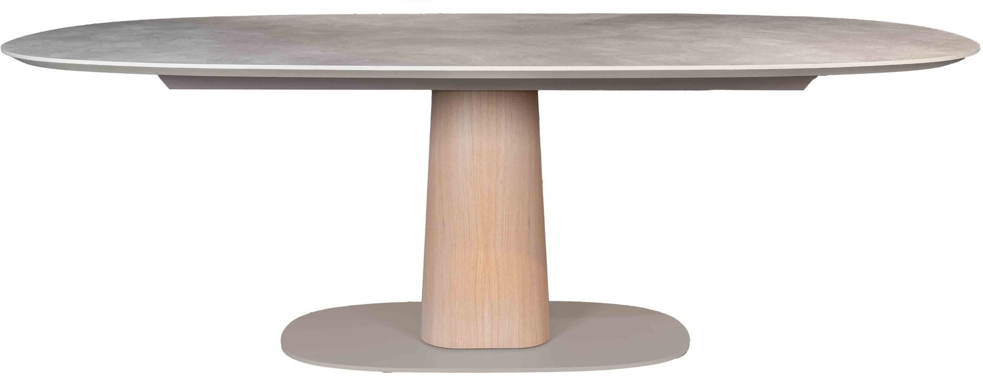 Bree's New World Storq Eettafel