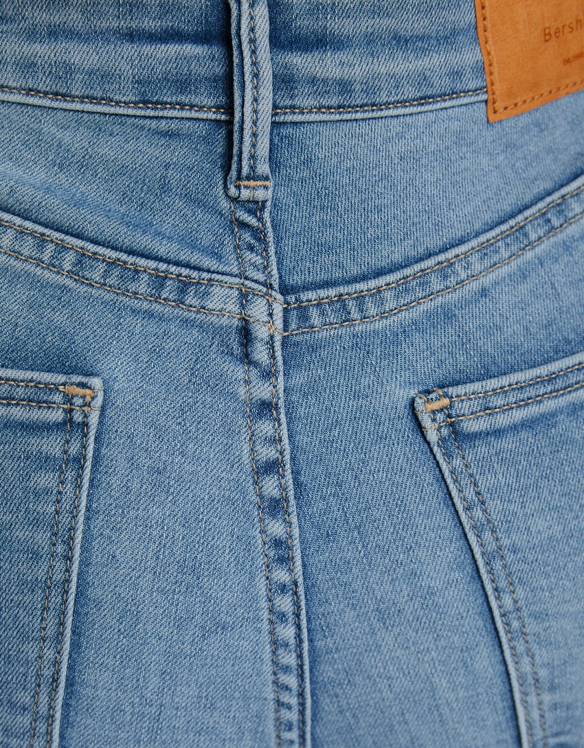 calça jeans skinny de cintura super alta
