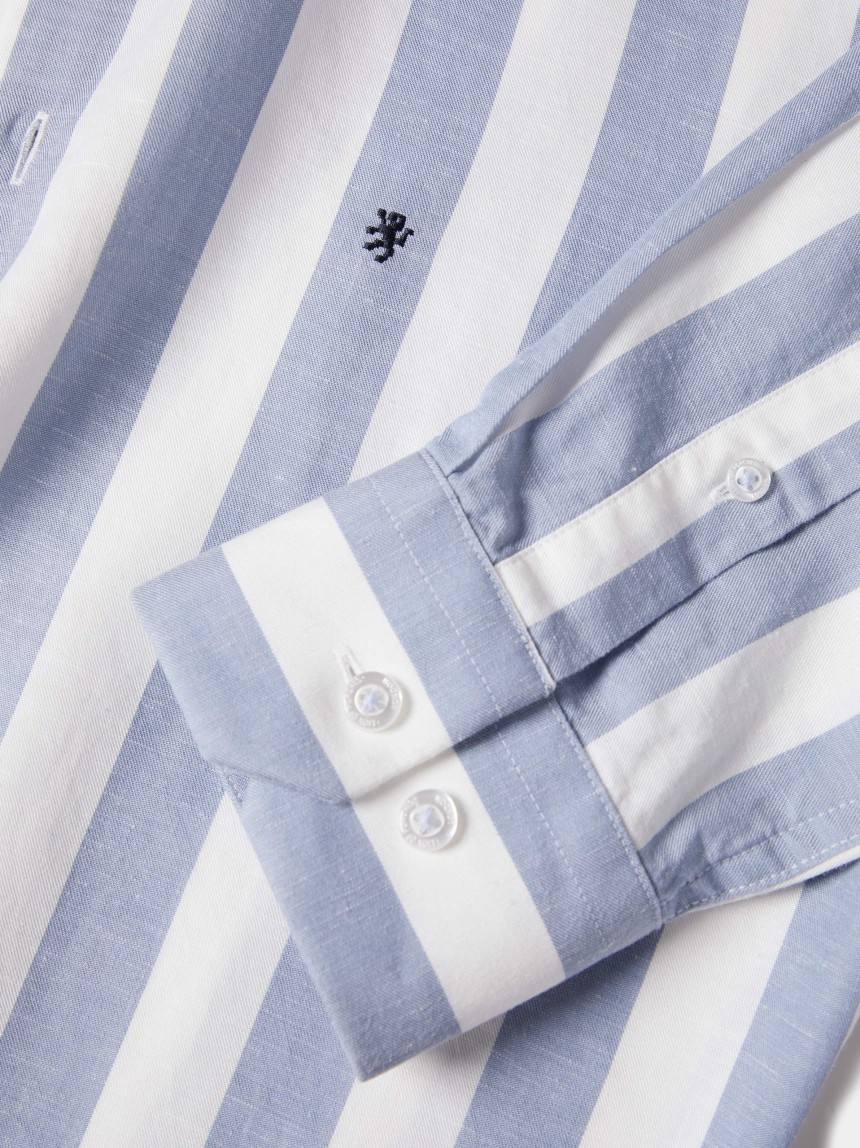 Camisa slim fit às riscas em liocel e linho