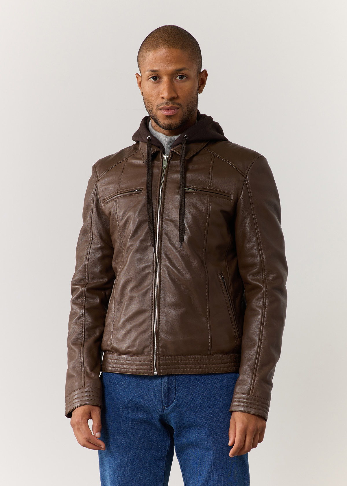 Blouson en cuir uni taupe à capuche amovible