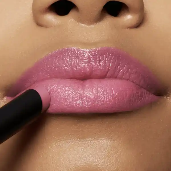 The slim Stick 104 Baby Got Blush