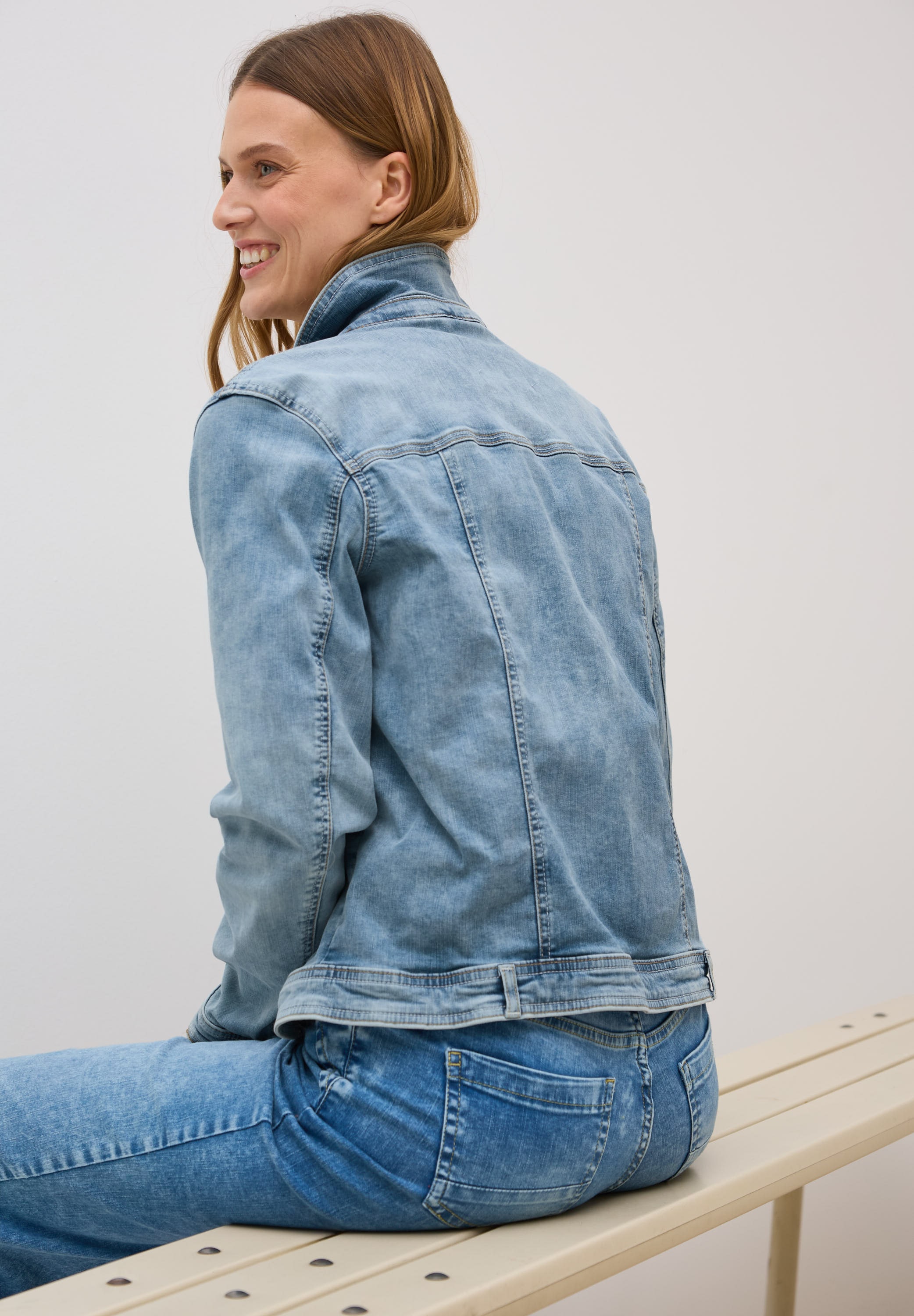 Cecil Jeansjacke ohne Kapuze mit Knopfleiste