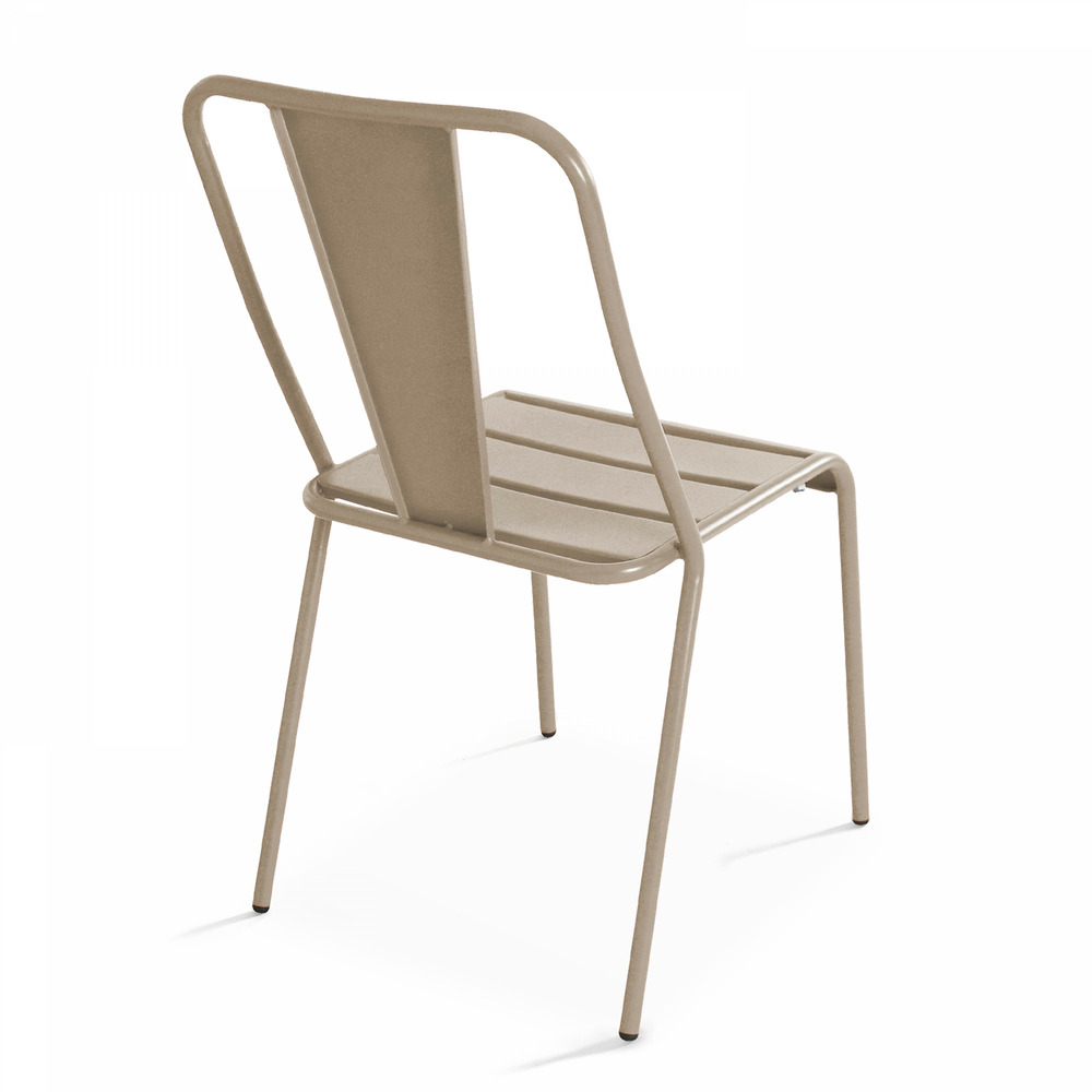 Chaise en métal taupe