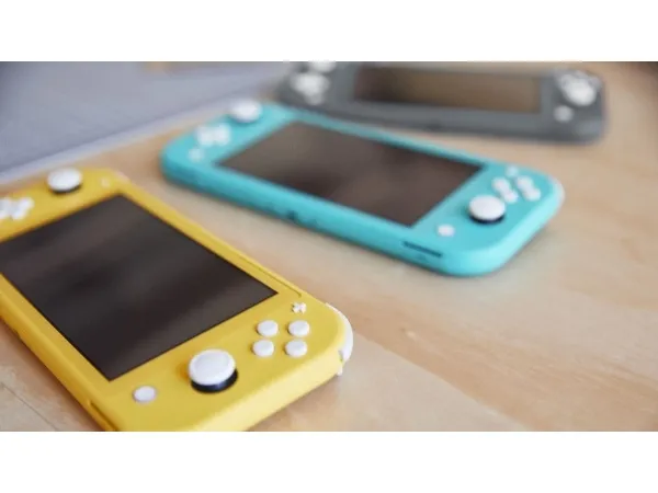 Nintendo | Switch Lite - Håndholdt spillekontrolenhed - gul