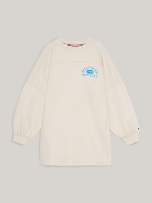 Vestido esportivo estilo universitário