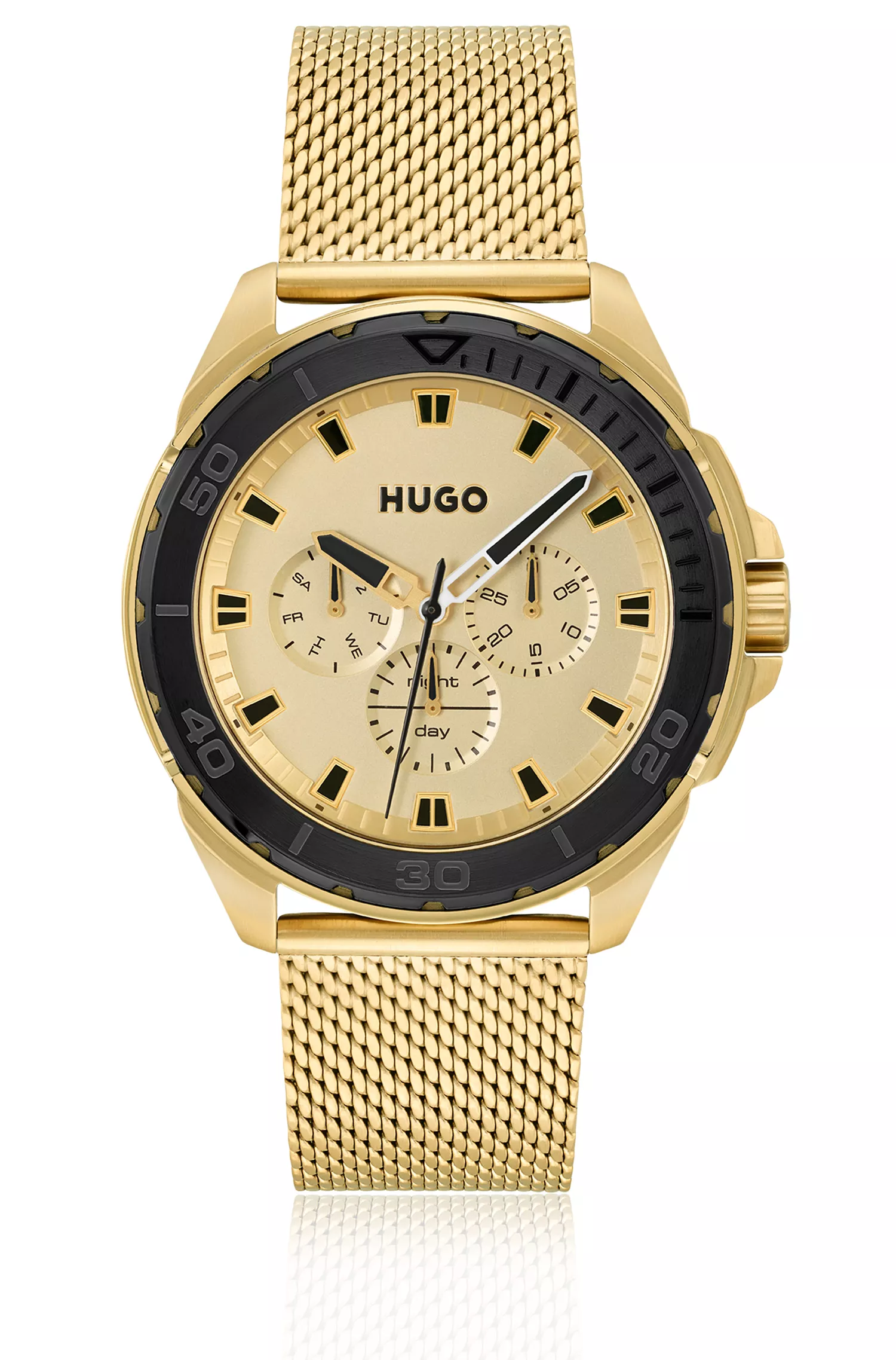 Relógio HUGO em tons de vermelho e dourado com pulseira de malha.