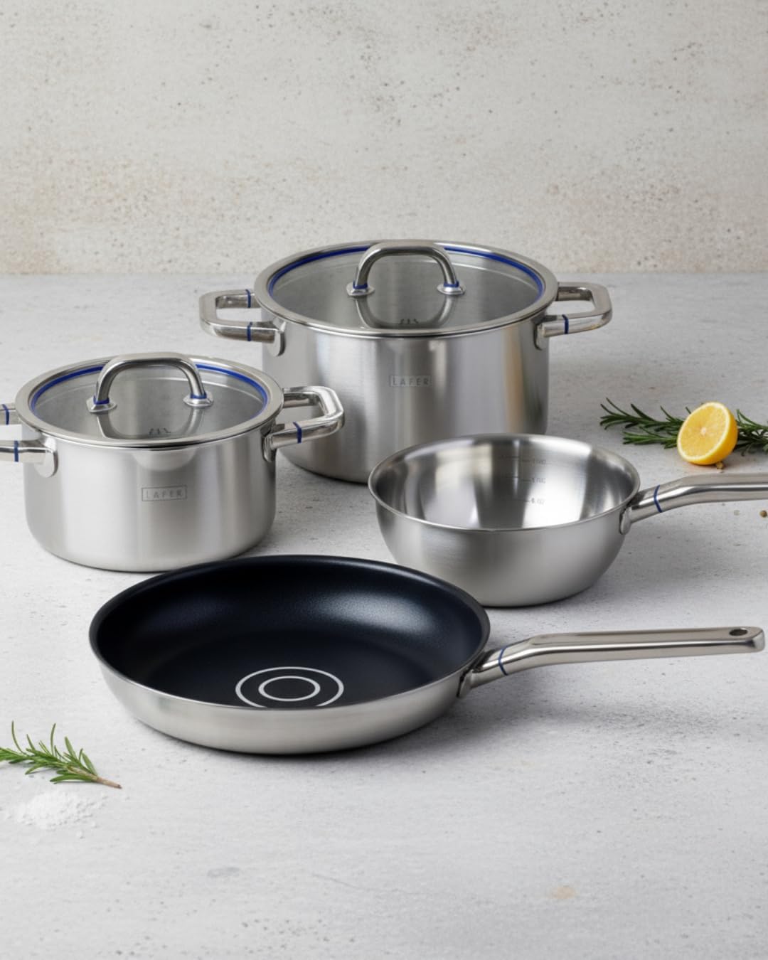 Johann Lafer - Topfset Edelstahl Kochtopf Set 4-teilig inkl. Bratpfanne 28 cm & Kochtöpfe mit Glasdeckel – Edelstahlpfanne & Kochtopf Spülmaschinenfest & für Induktion geeignet
