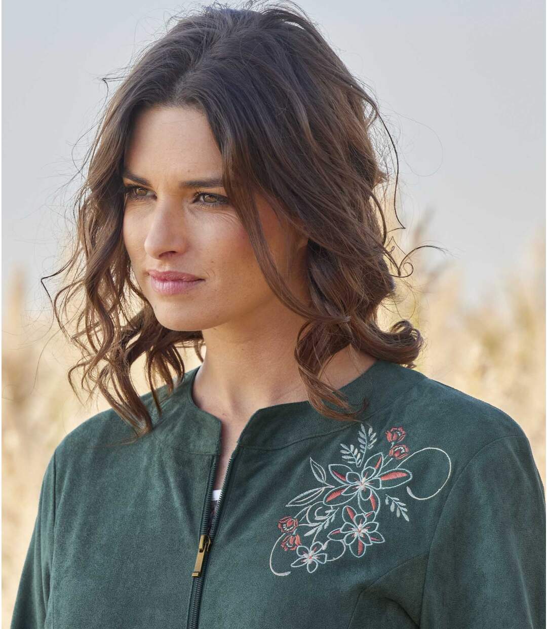 Veste Suédine Effet Daim Brodée