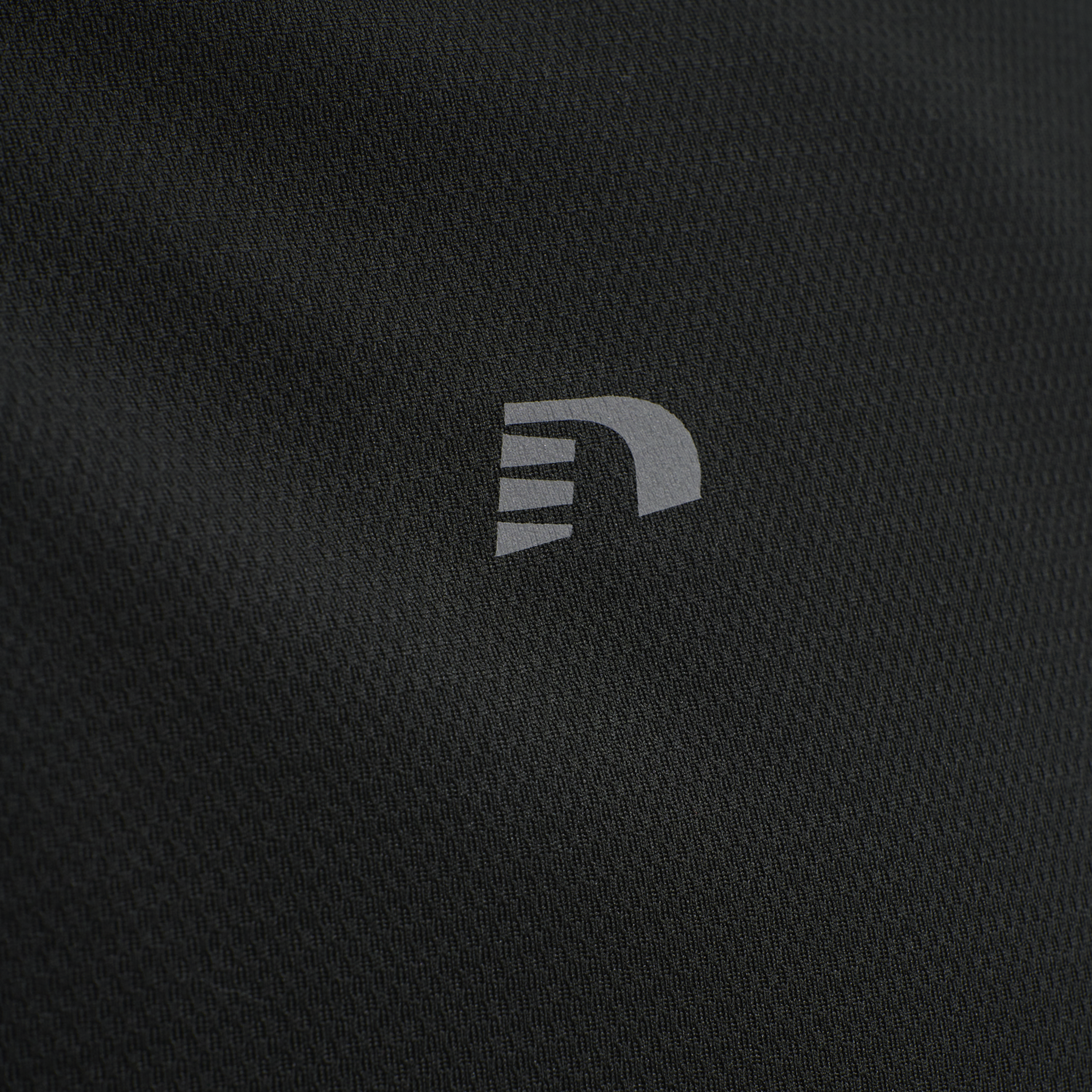 MEN CORE RUNNING T-SHIRT L/S