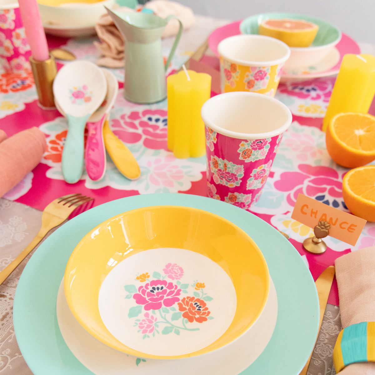 Assiette en mélamine à fleurs turquoises Datcha Jolie saison