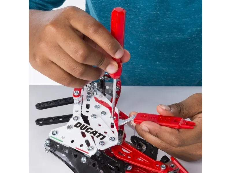 Meccano Ducati Moto GP Vehicle
