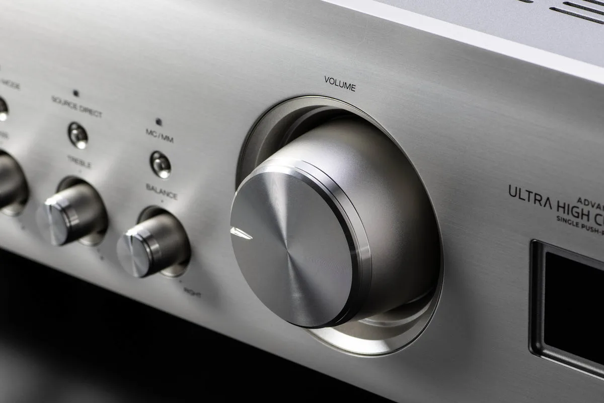 Denon PMA-1700NE Silver Amplis hi-fi stéréo