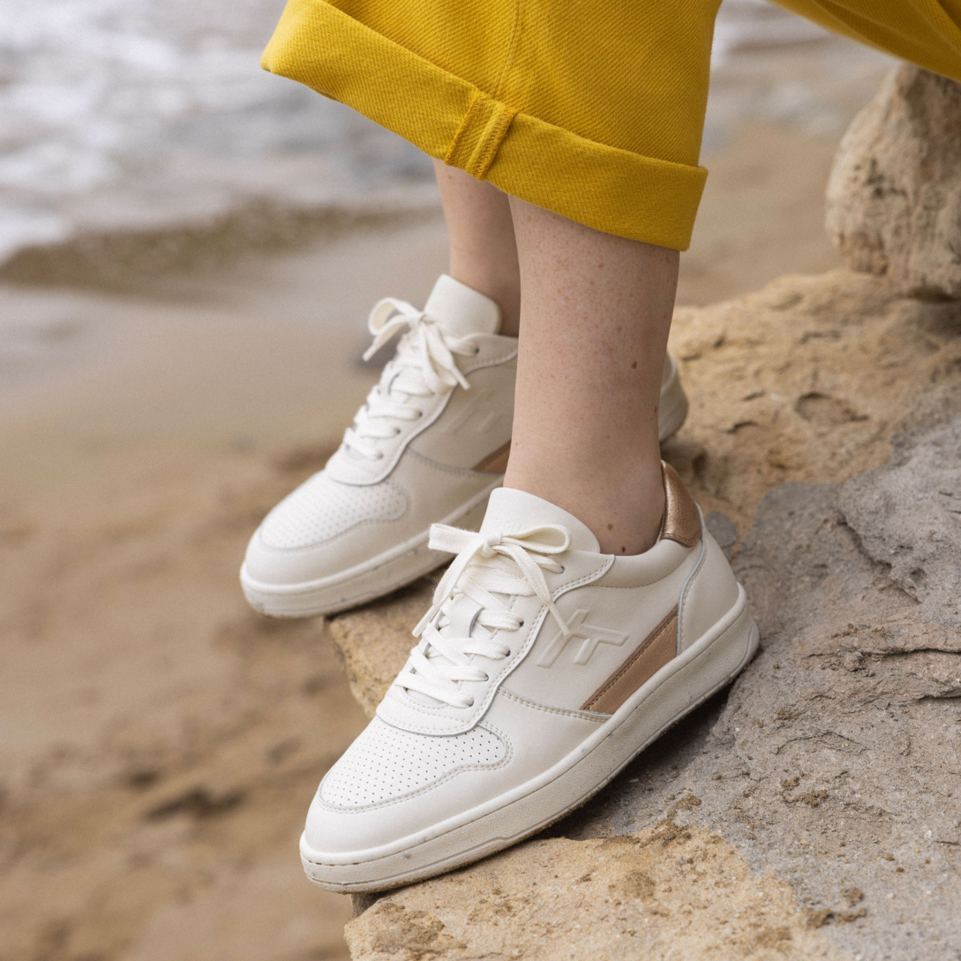 Baskets crème & dorée Cuir - modèle Alder