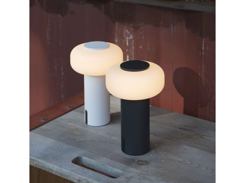 STT Tischleuchte Motion Lamp Schwarz Portable, multifunktionale Leuchte