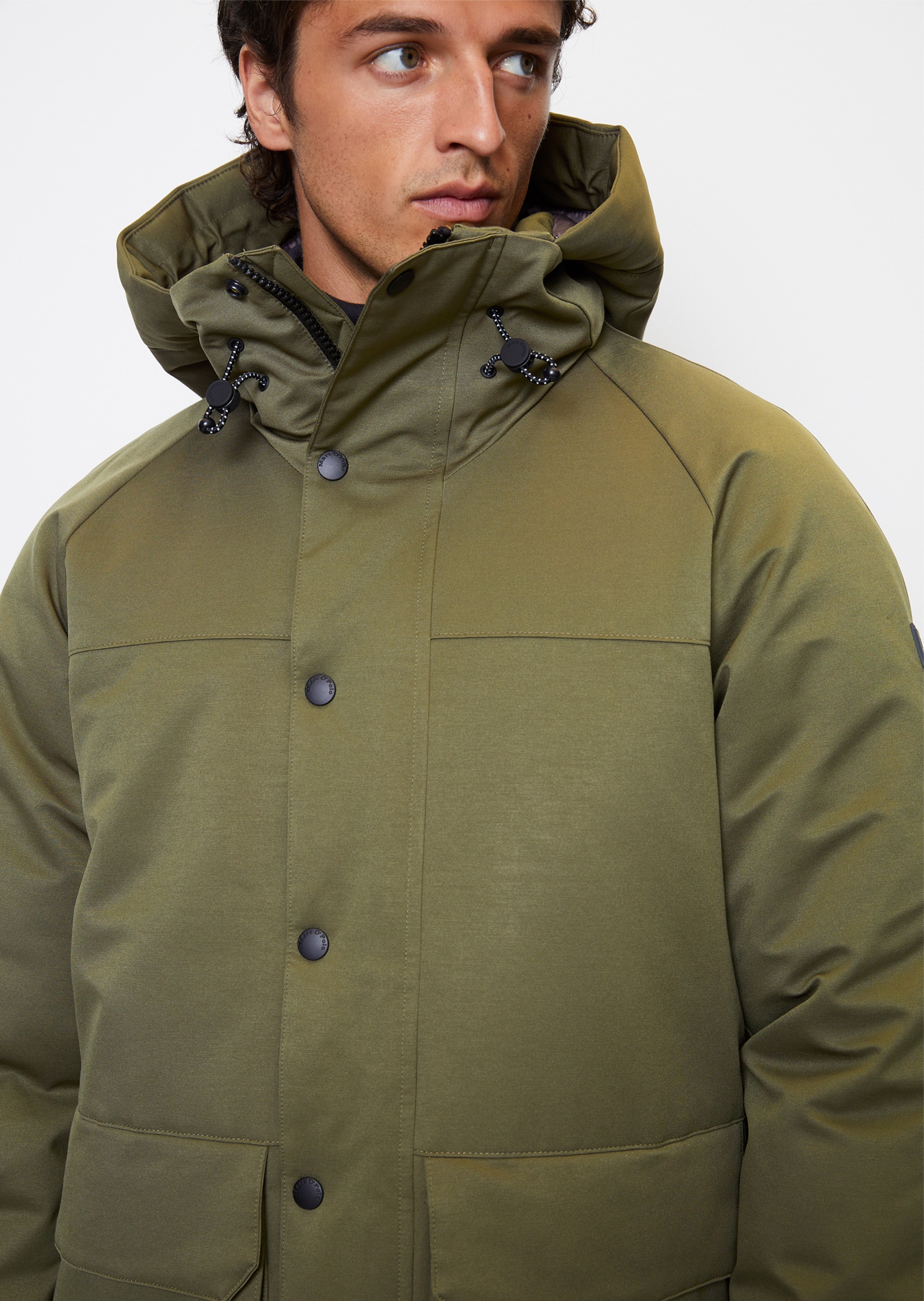 Kapuzen-Jacke regularmit Wattierung von Unifi REPREVE®