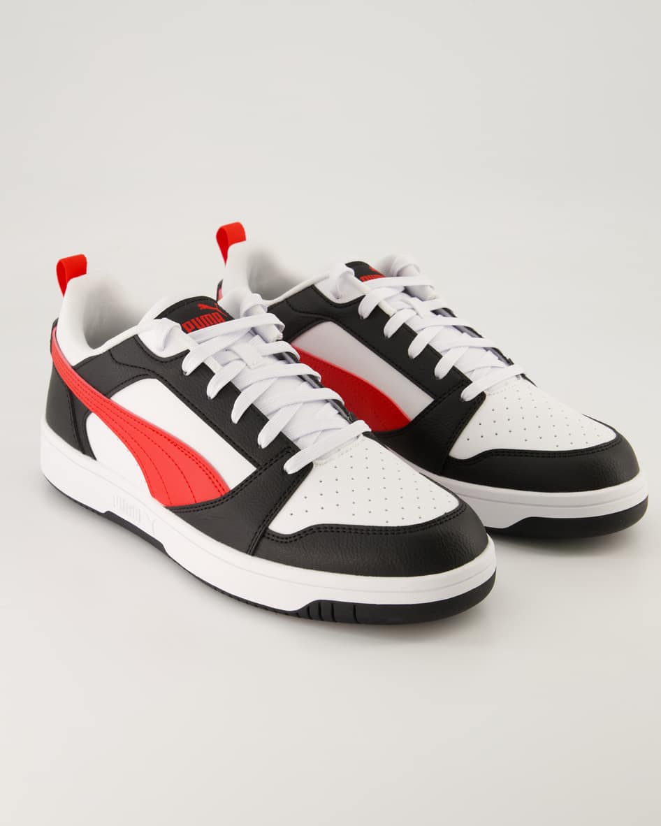 Puma Rebound v6 Low Sneaker in Weiß