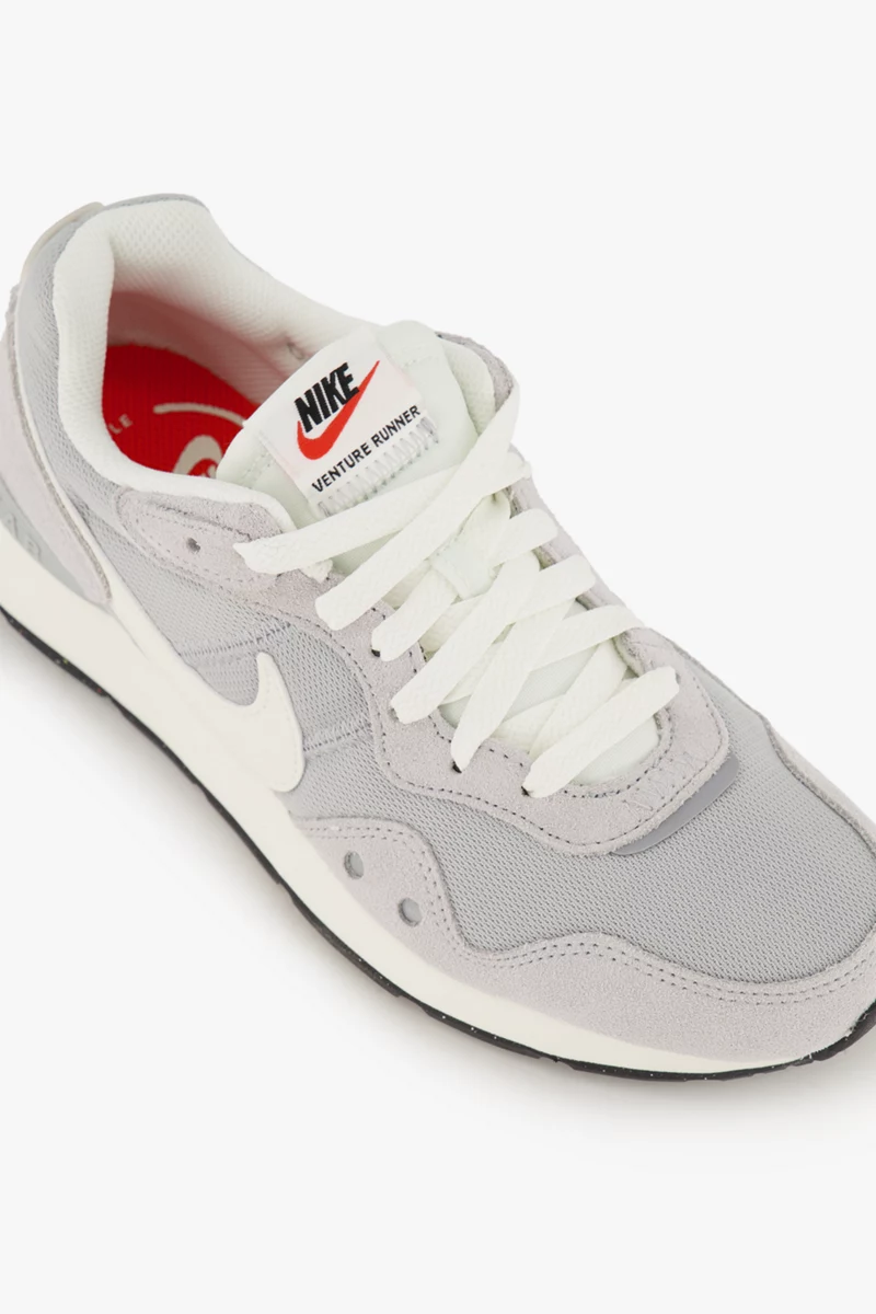 Nike Venture Runner Damen Sneaker