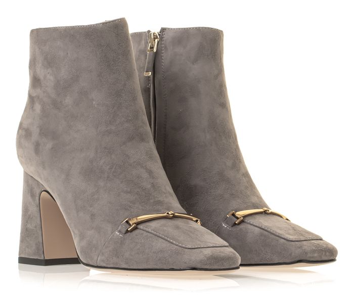 Lola Cruz Ankle Boots