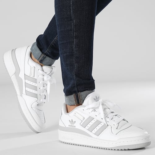 Baskets Femme Forum Low IF2733 Footwear White Grey Two