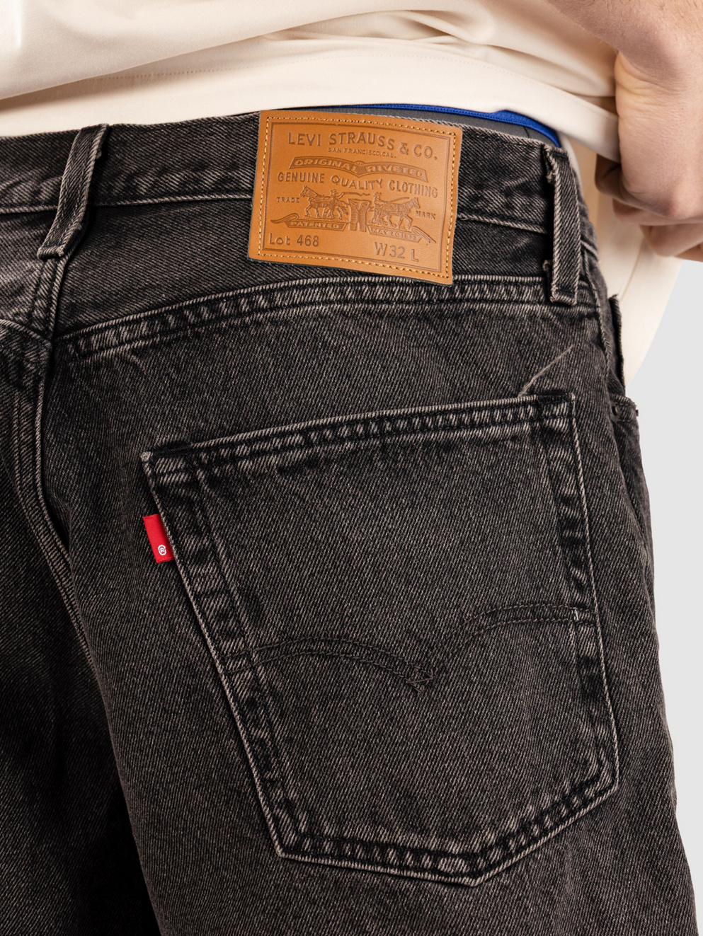 Levi's 468 Loose Shorts we got motion