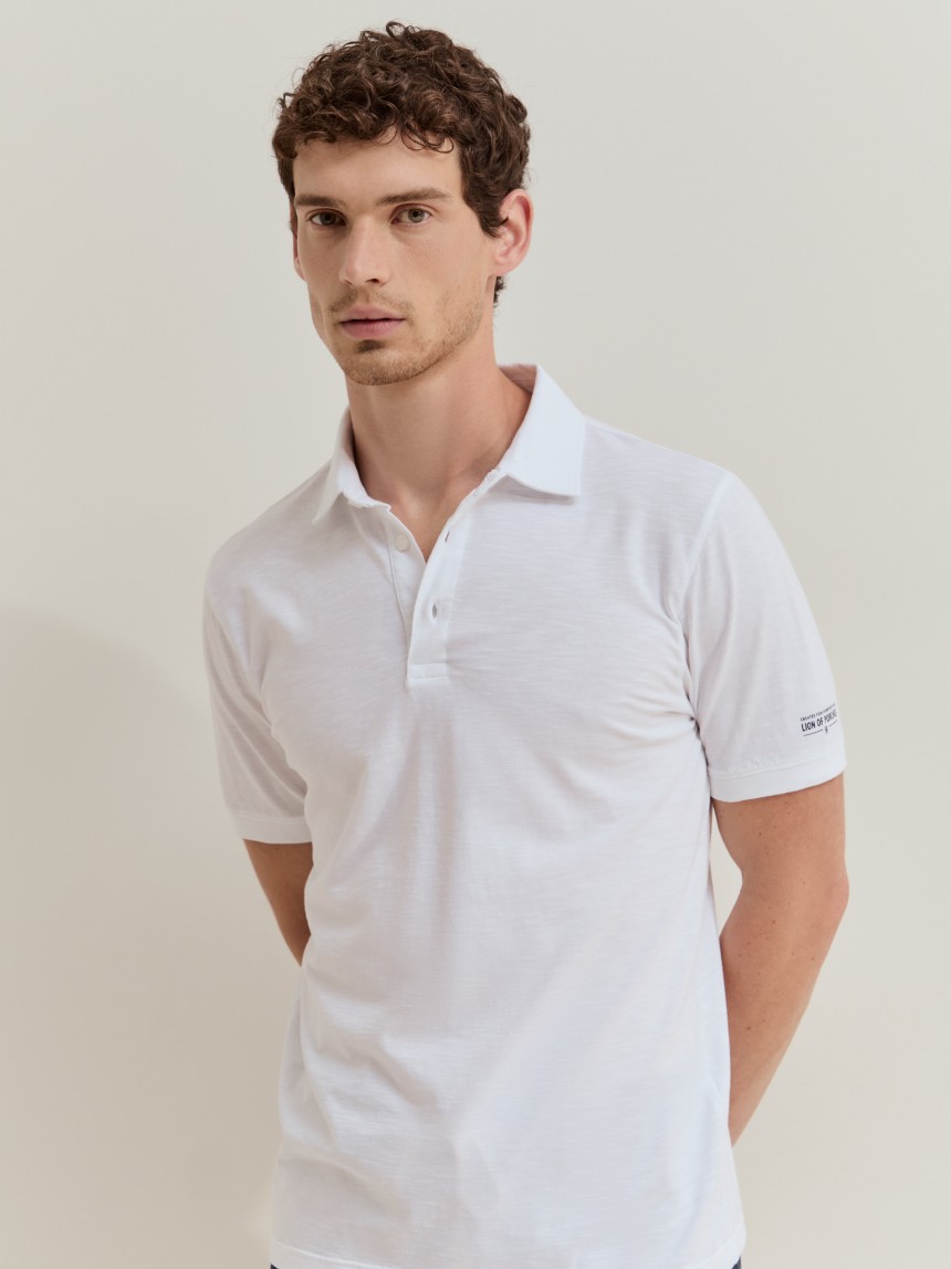 Polo de manga curta em algodão