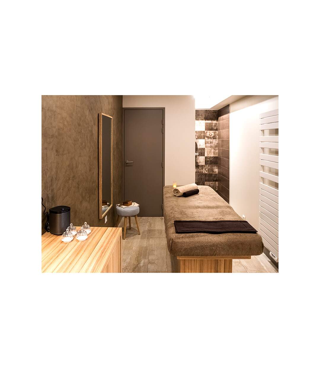 Accès au spa, gommage et déjeuner dans un restaurant mentionné au Guide MICHELIN 2022 près de Nantes - SMARTBOX - Coffret Cadeau Bien-être
