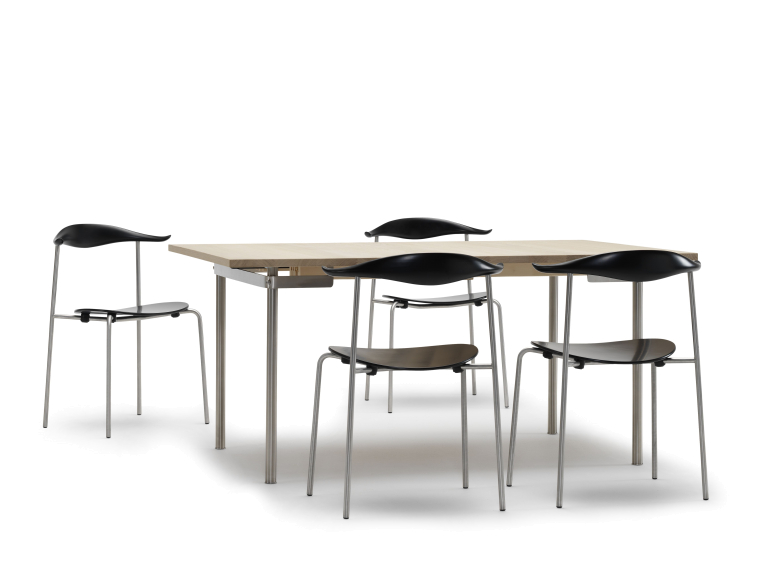 Carl Hansen & Son CH322 uitschuifbare tafel 160x95 gezeept eiken, roestvrijstalen onderstel