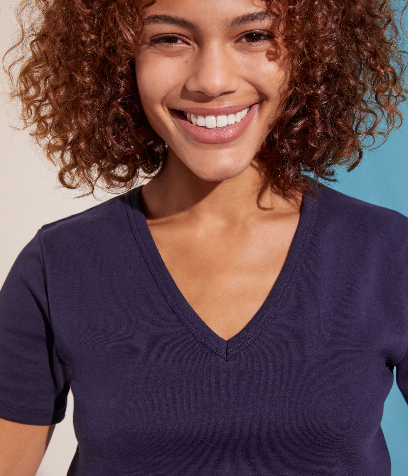Tee-shirt L'ICONIQUE col V en coton Femme