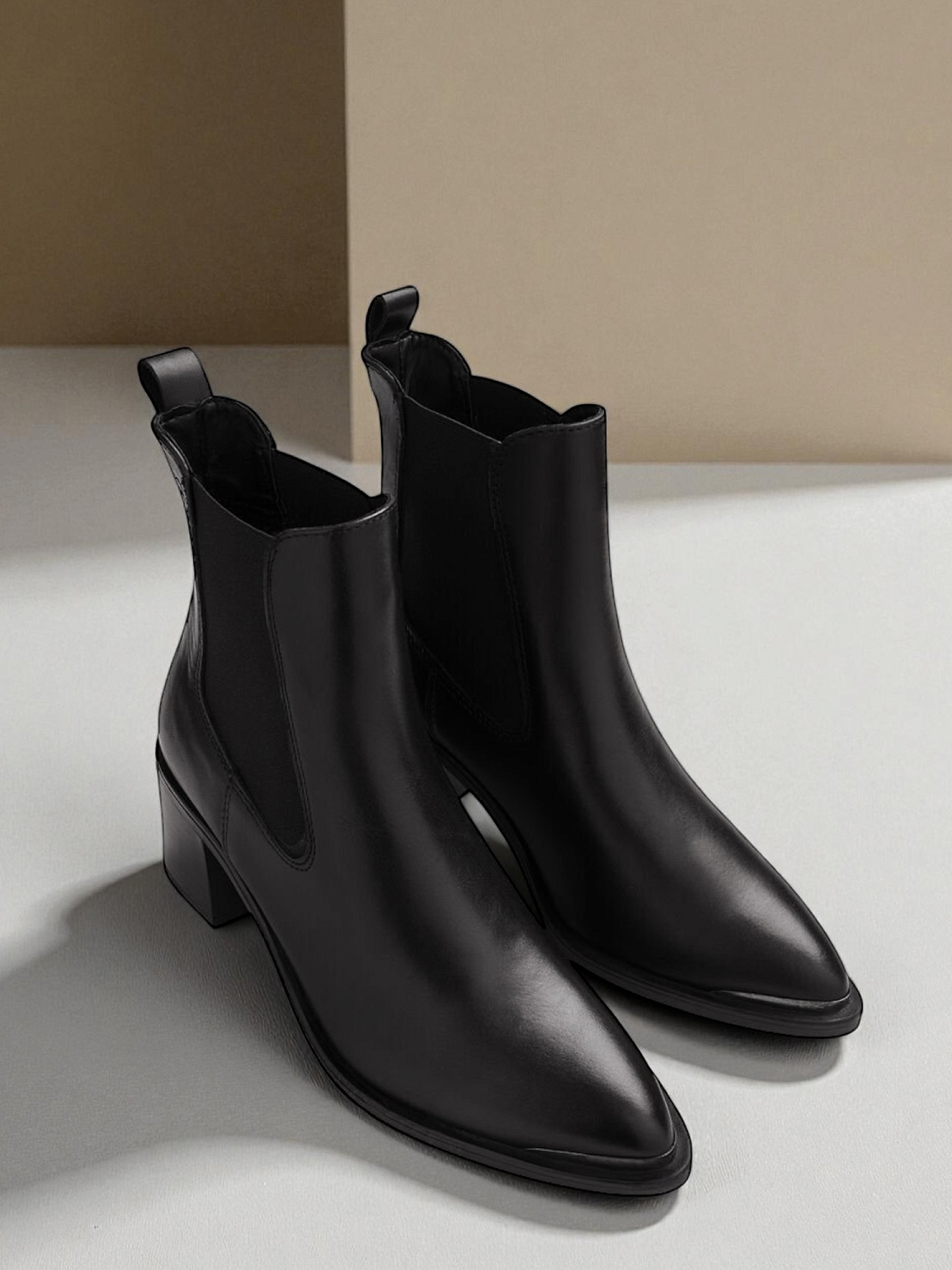 Tamaris Vionne Skinn Chelsea Boot