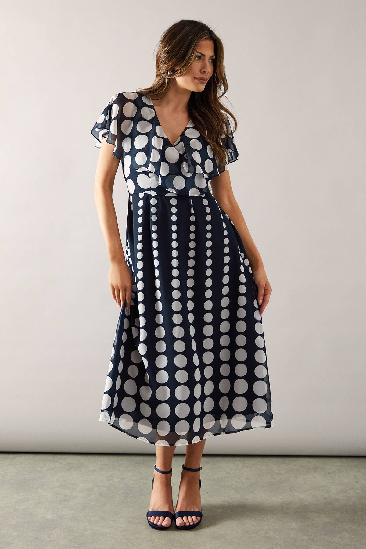 Wallis Robe Midi à Manches Cape Imprimé Pois Bordure