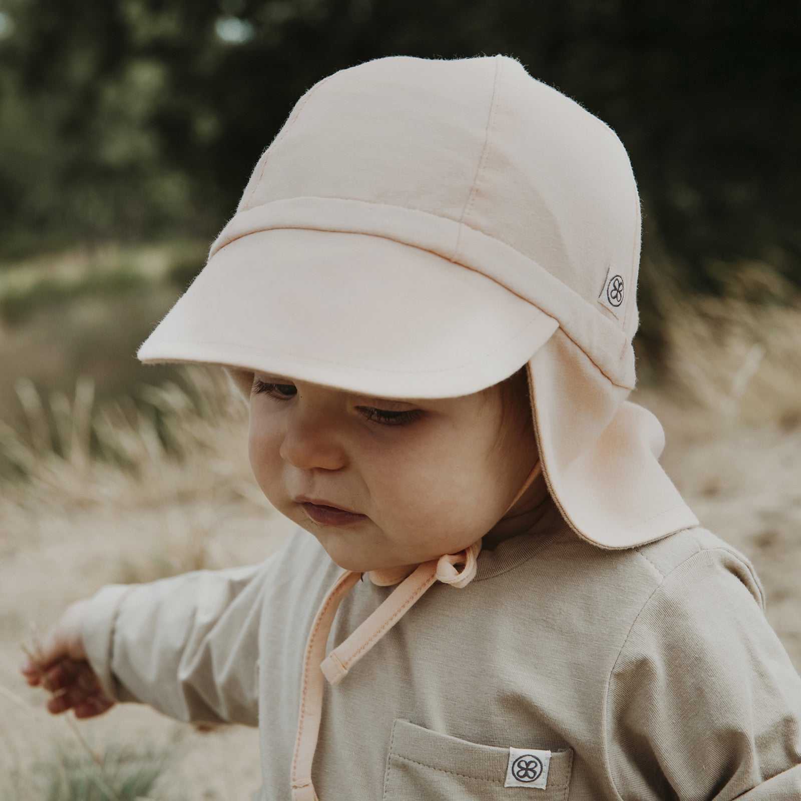Baby Sonnenhut UVP 50  Peachy Summer Sandy Beach