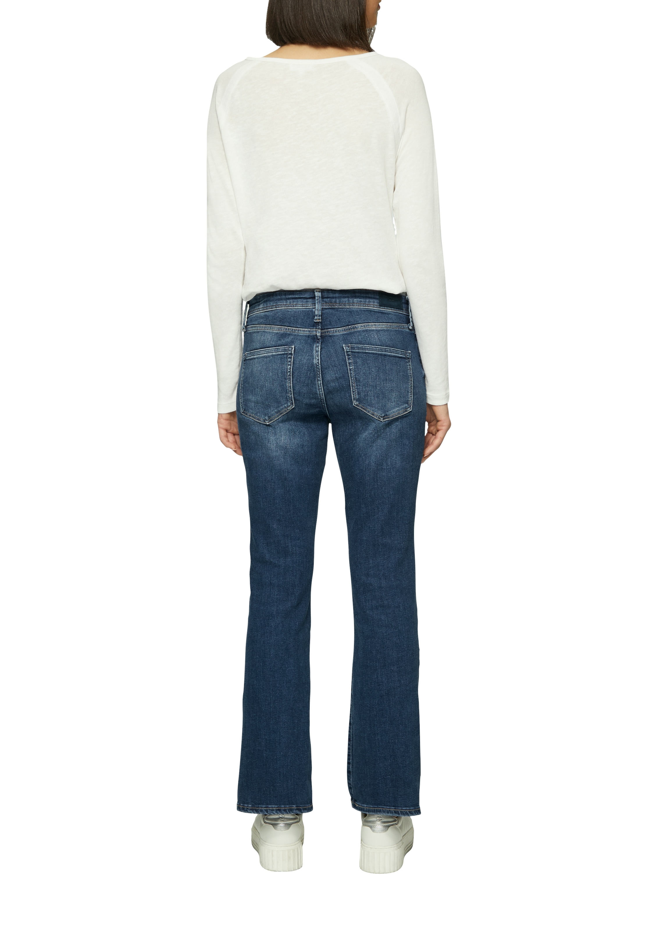 s.Oliver Bootcut-Jeans »BEVERLY« in Stretch-Qualität, mit Nieten an den Taschen
