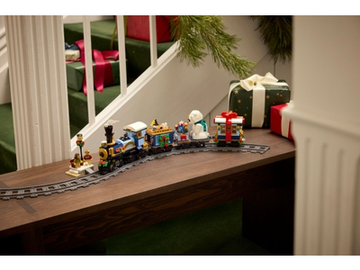 LEGO Feestelijke kersttrein (10361)