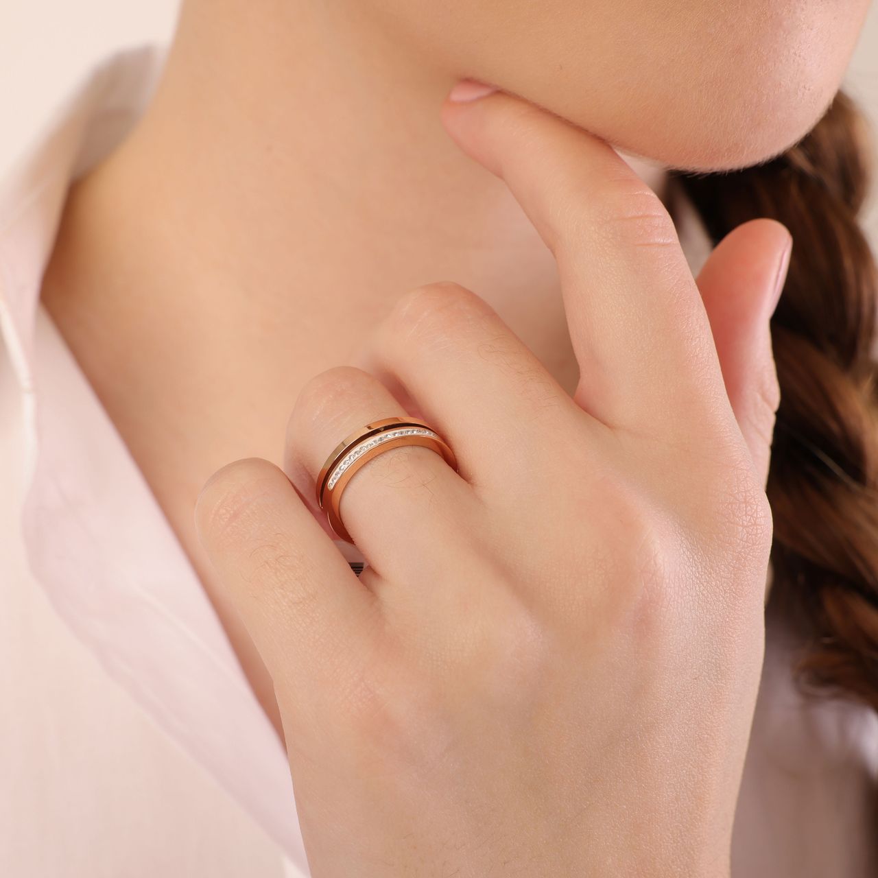 Stalen ring roseplated 2rij met kristal