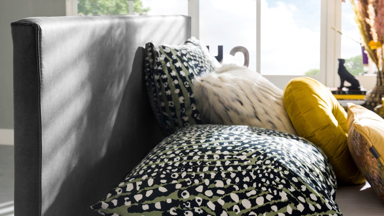 Bed Novelle