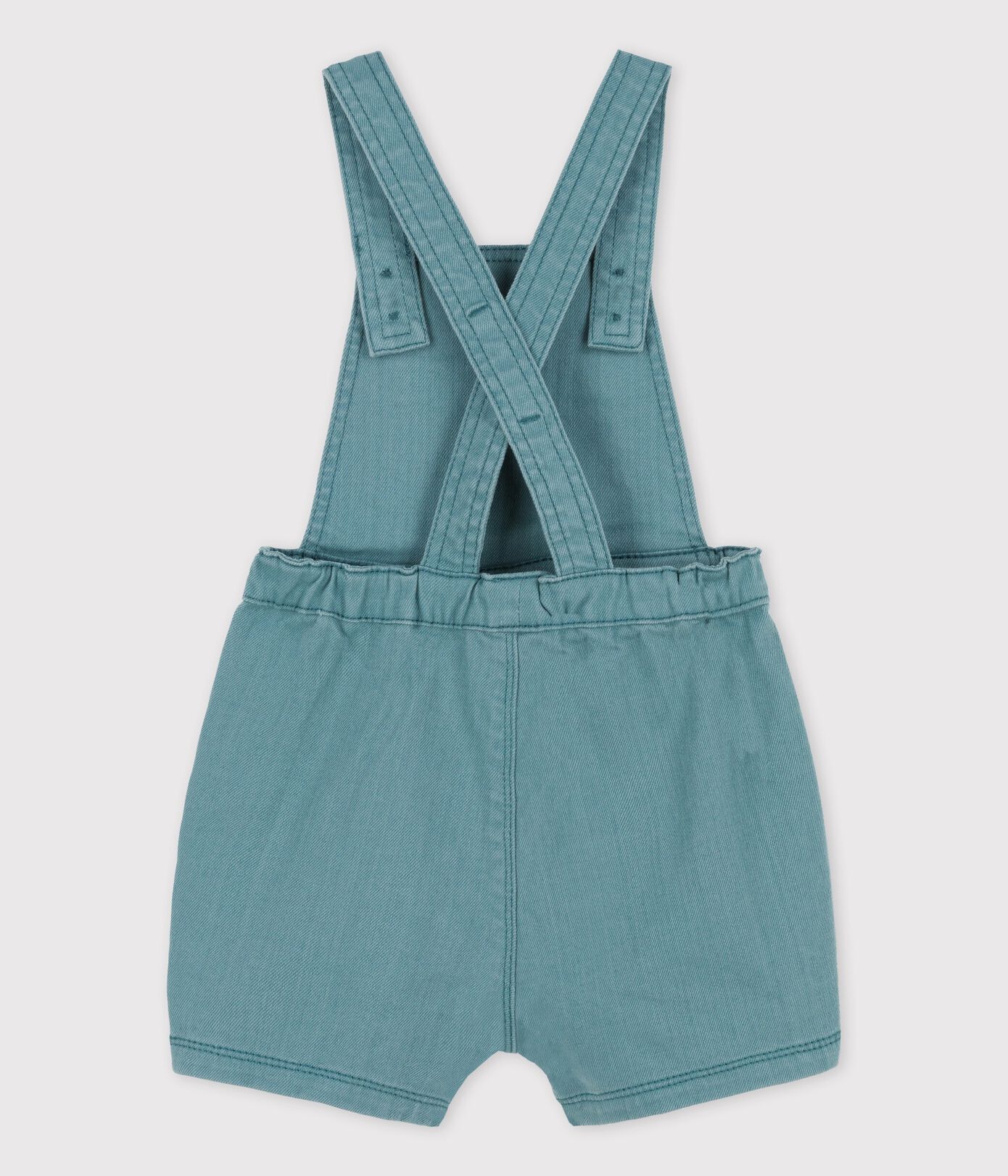 Salopette courte en denim coloré bébé